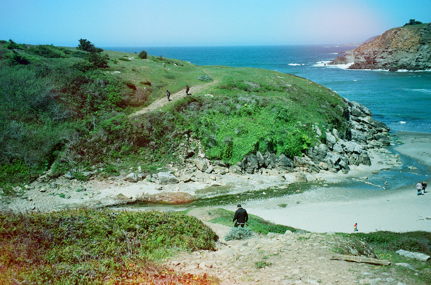 Point and shoot, frame 12 — photograph by Pascale Arahia