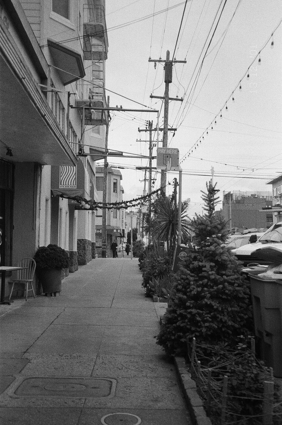 Point and shoot, frame 39 — photograph by Pascale Arahia