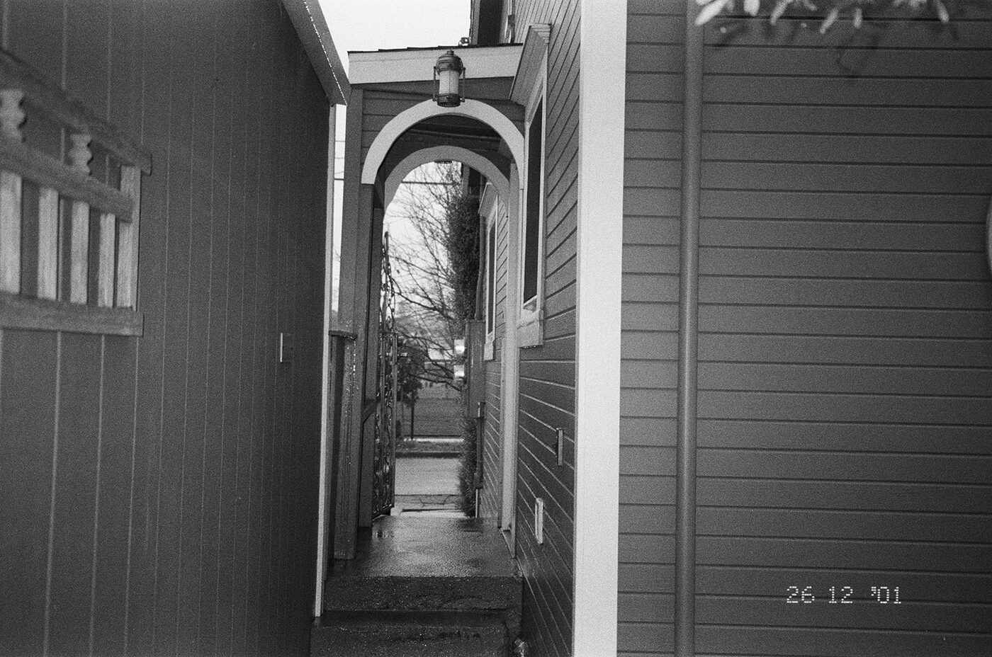 Point and shoot, frame 45 — photograph by Pascale Arahia